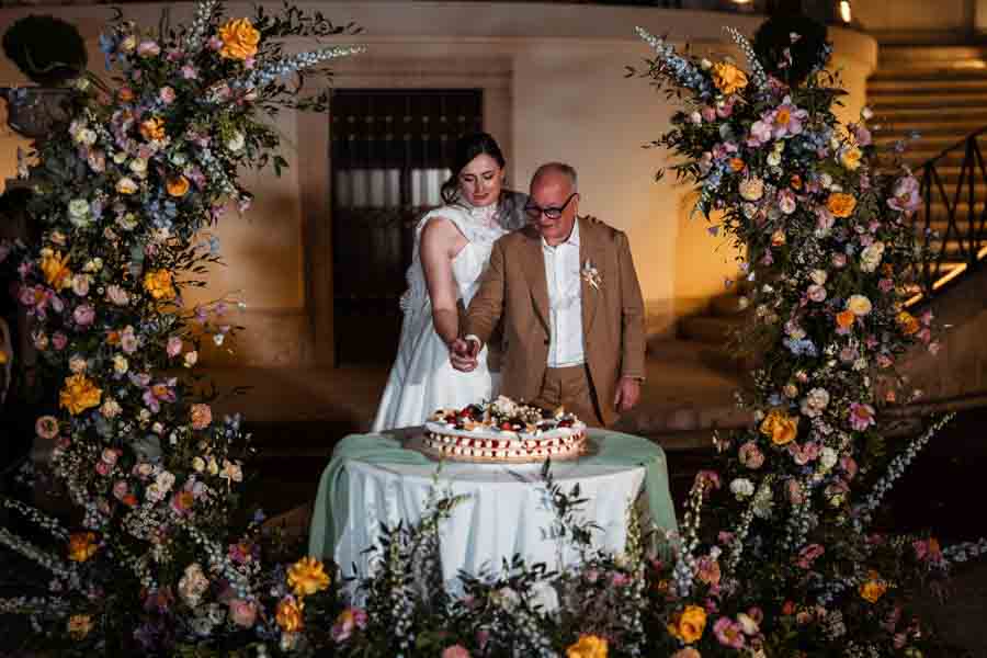 wedding cake